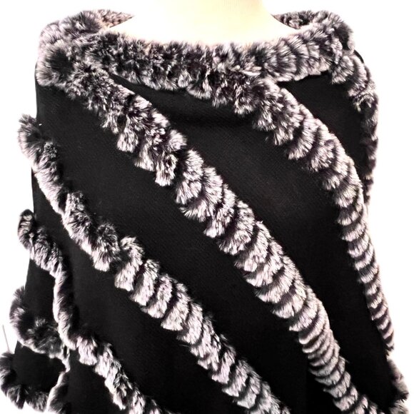 Donna Salyers Fabulous Furs Poncho Woman Black Faux Fur Luxury Lagenlook NWT - Picture 2 of 9